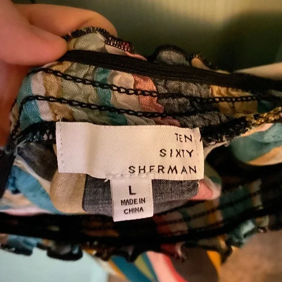 7 piece BUNDLE 1 pant 1 legging 1 tank 1 crop top 1 skirt 1 flannel 1 bracelet - Picture 6 of 11